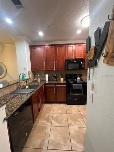 Image No.13-2 Bed Property for sale