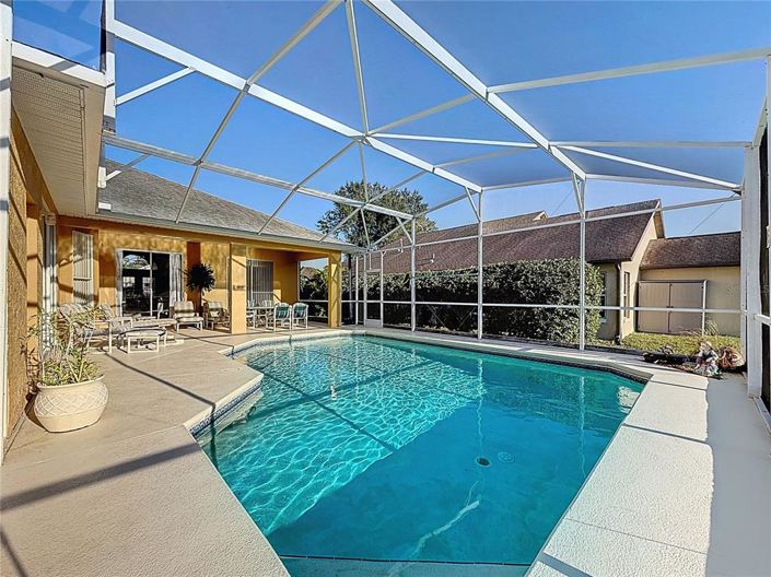 Image No.22-4 Bed Property for sale