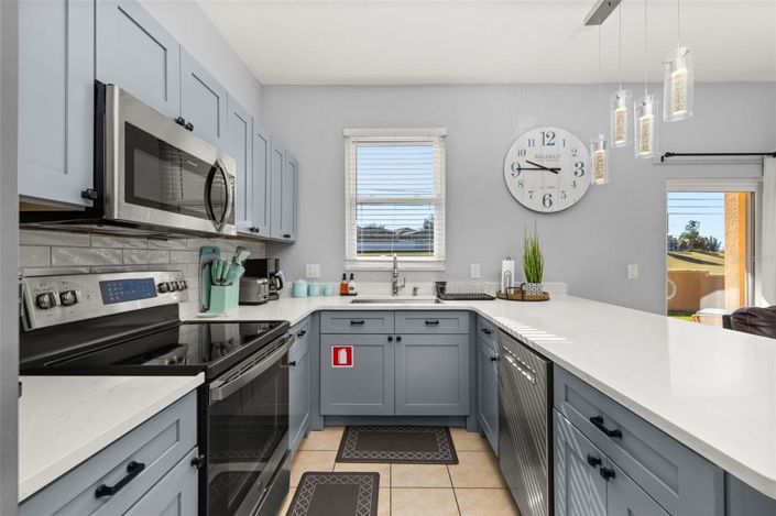 Image No.12-4 Bed Townhouse for sale