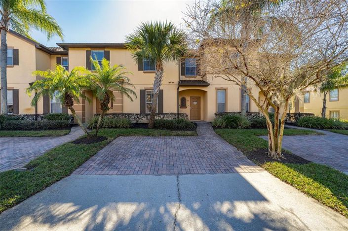 Image No.40-4 Bed Townhouse for sale