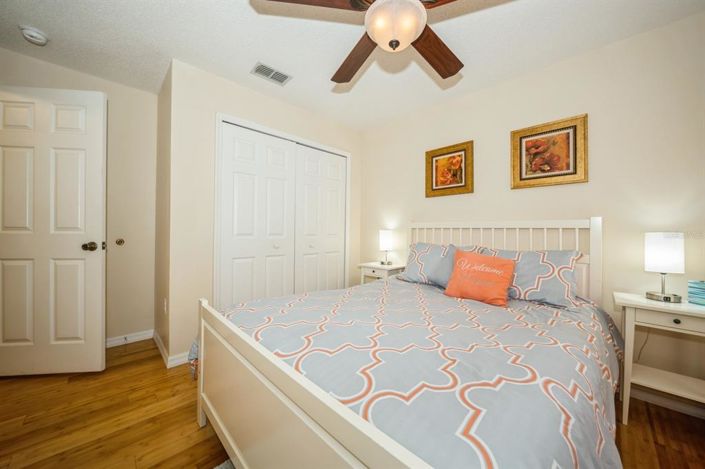 Image No.30-4 Bed House for sale