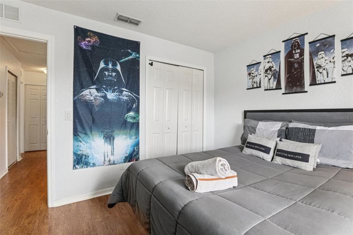 Image No.15-4 Bed Townhouse for sale