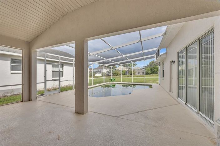 Image No.26-4 Bed House for sale