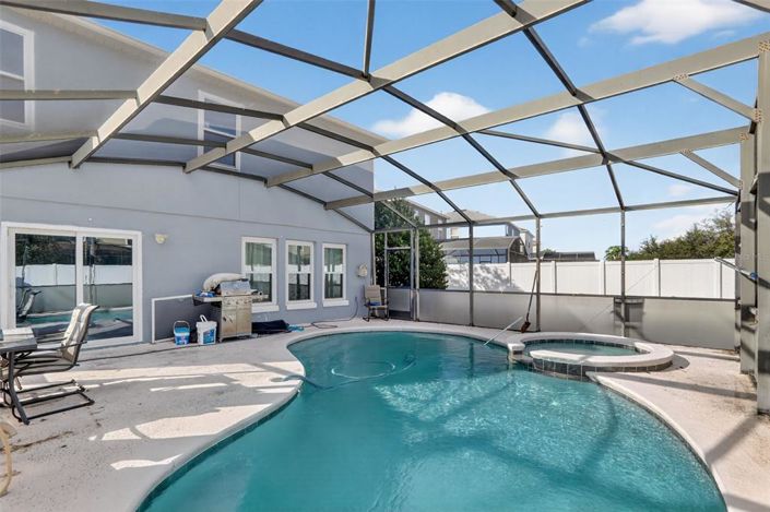 Image No.32-3 Bed Property for sale