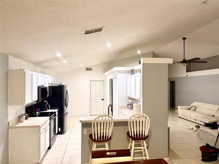 Image No.11-4 Bed Property for sale