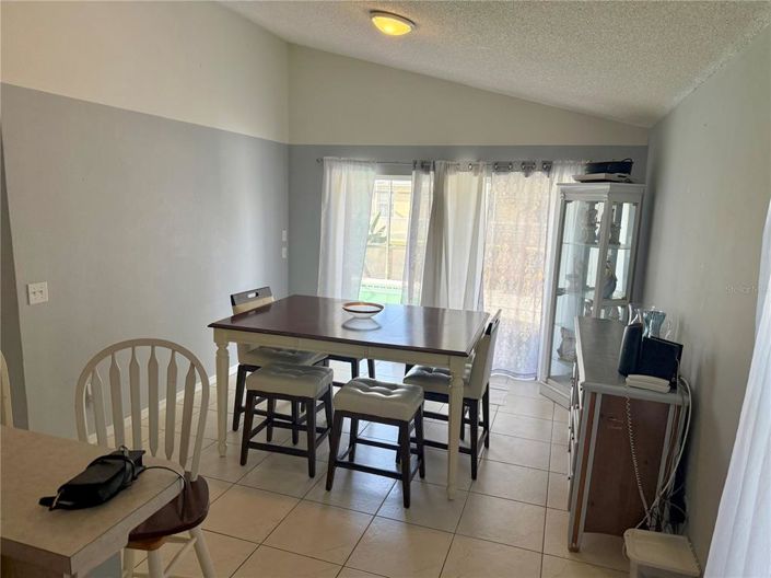 Image No.4-Maison de 4 chambres à vendre à Saint John