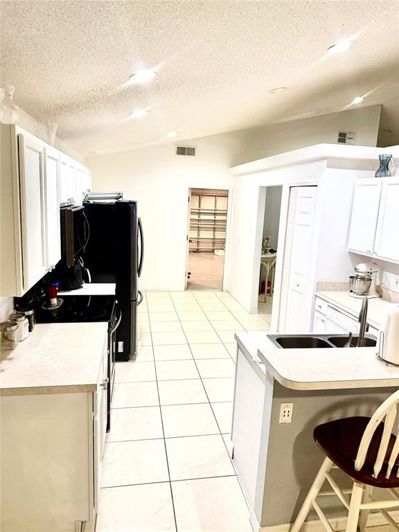 Image No.7-4 Bed Property for sale