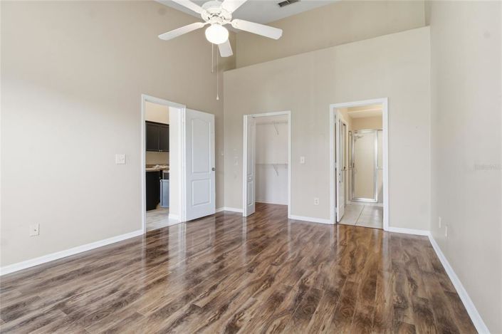 Image No.31-3 Bed Townhouse for sale