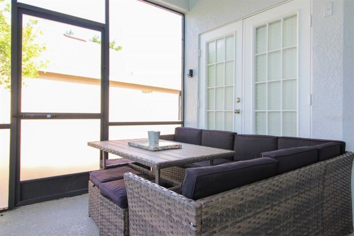 Image No.38-6 Bed House for sale