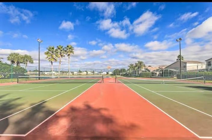 Image No.24-4 Bed Property for sale