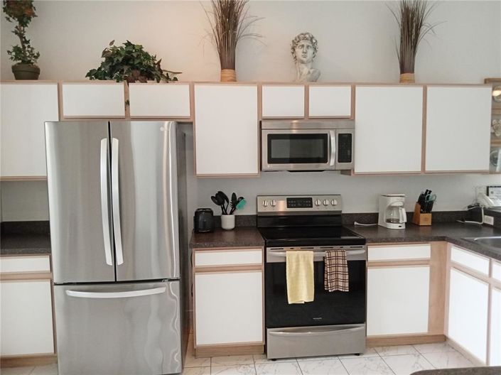 Image No.3-4 Bed Property for sale