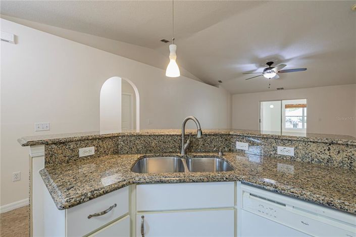 Image No.31-4 Bed Property for sale