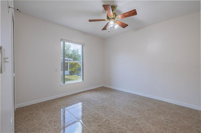 Image No.6-4 Bed Property for sale