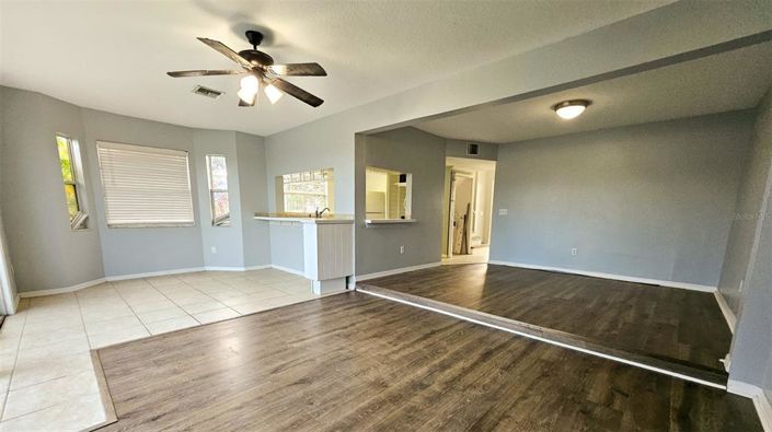 Image No.3-4 Bed Townhouse for sale