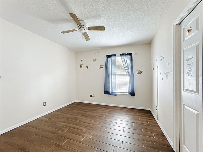 Image No.34-5 Bed Property for sale