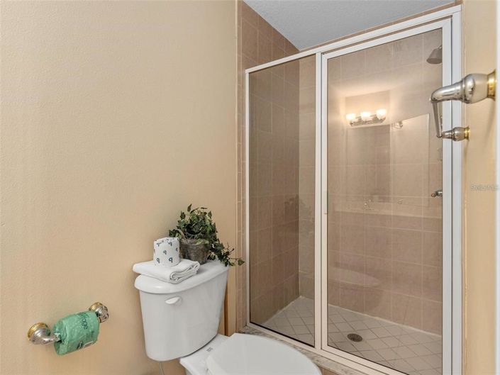 Image No.22-5 Bed House for sale