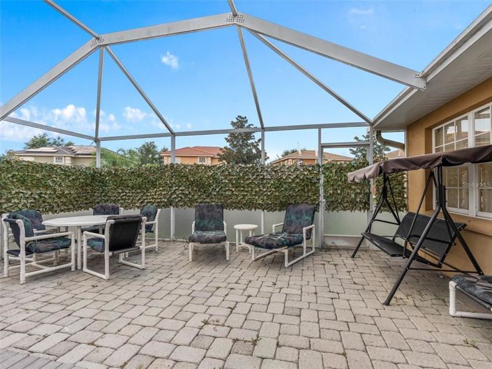 Image No.27-5 Bed Property for sale