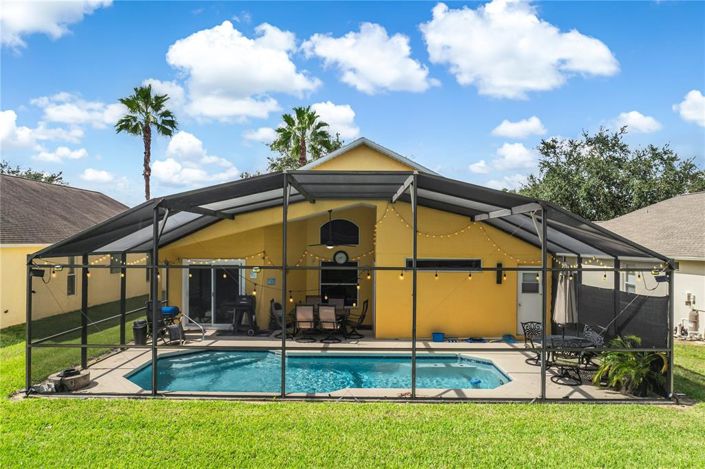 Image No.2-Propriété de 4 chambres à vendre à Davenport