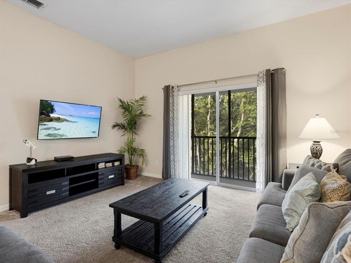 Image No.12-3 Bed Property for sale