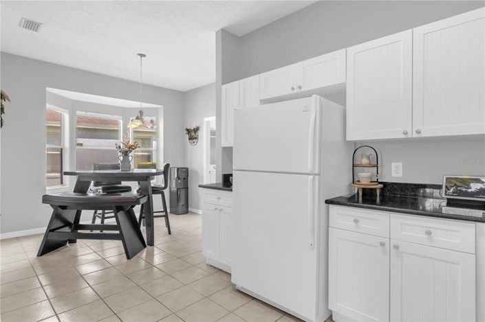 Image No.13-4 Bed House for sale