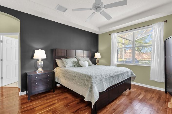 Image No.20-4 Bed House for sale