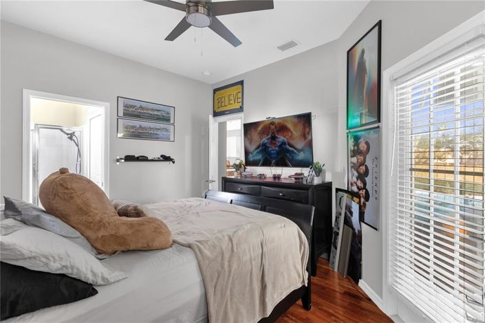 Image No.25-4 Bed House for sale