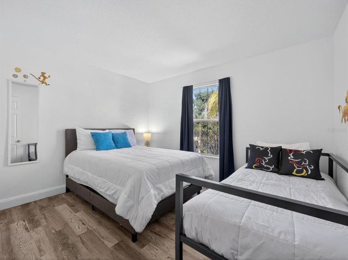 Image No.19-4 Bed Townhouse for sale