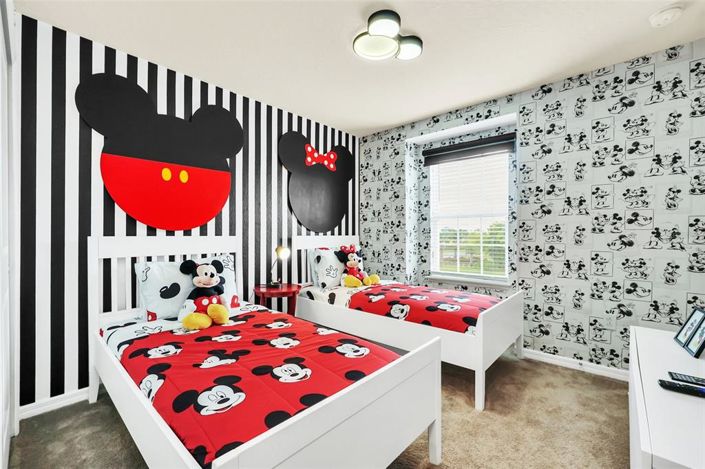 Image No.38-5 Bed Townhouse for sale