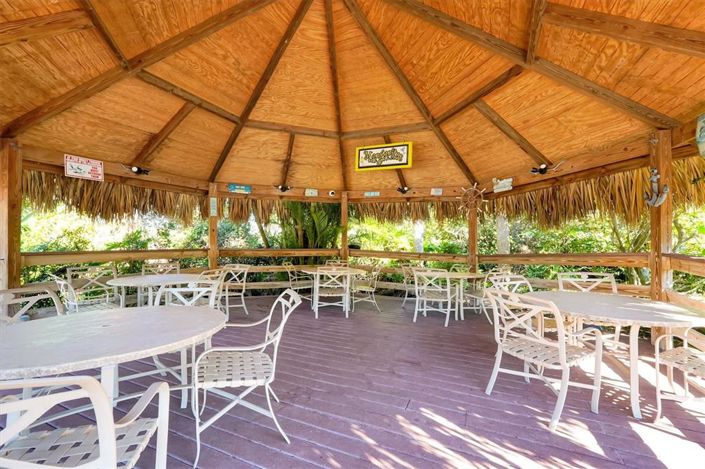 Image No.44-3 Bed Property for sale