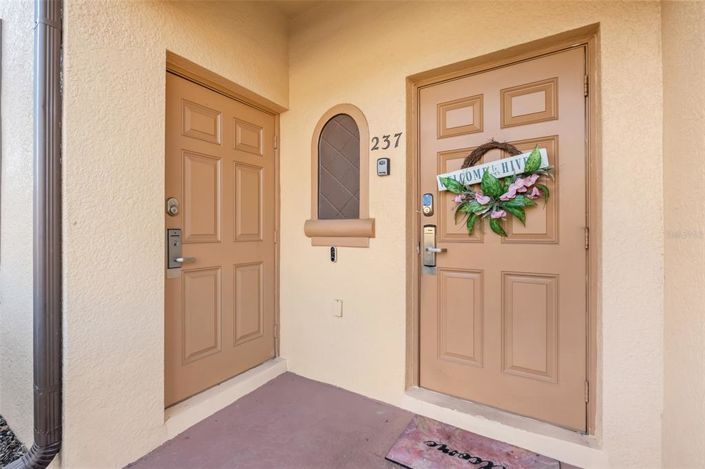 Image No.12-4 Bed Townhouse for sale