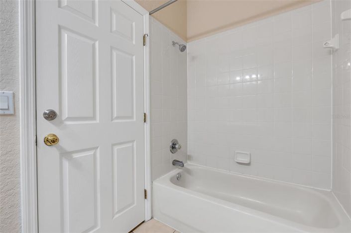 Image No.30-4 Bed Townhouse for sale