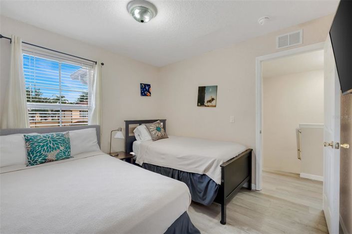 Image No.35-4 Bed Townhouse for sale