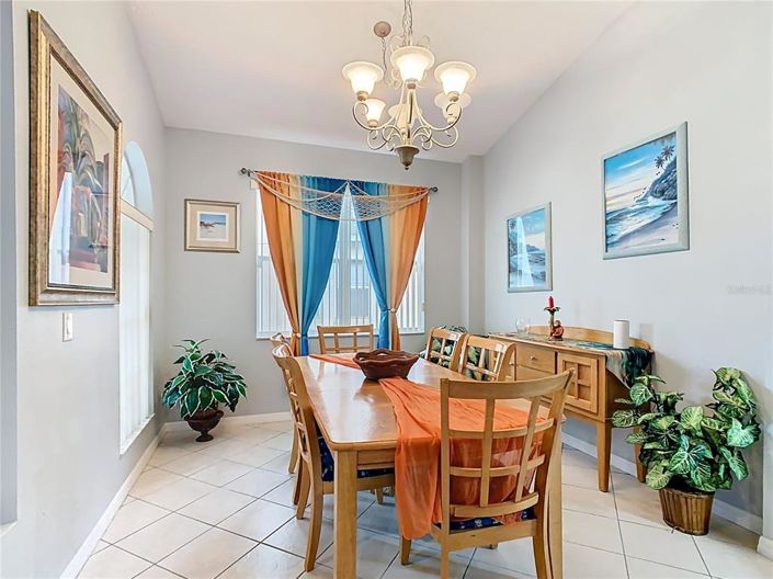 Image No.10-Propriété de 5 chambres à vendre à Davenport