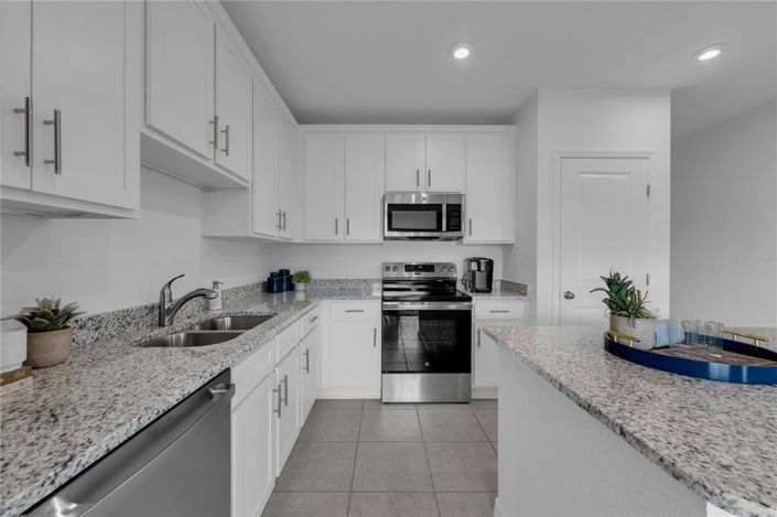 Image No.9-3 Bed Townhouse for sale