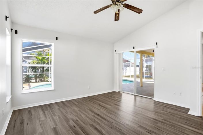 Image No.17-3 Bed Property for sale