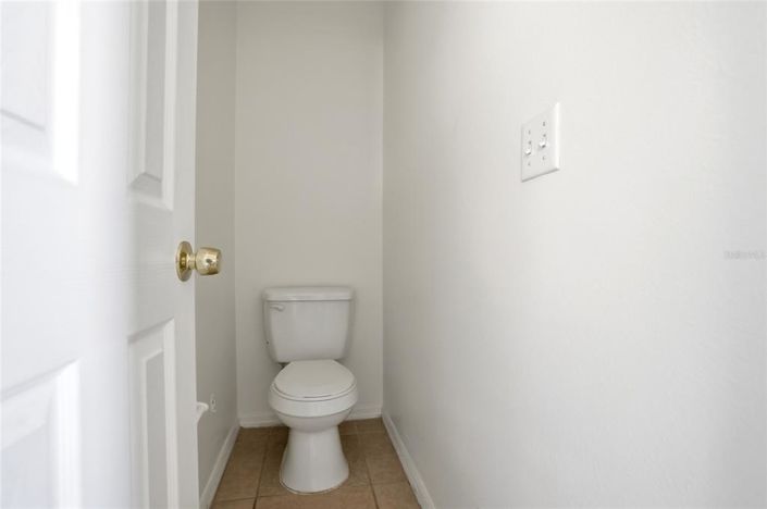 Image No.19-3 Bed Property for sale