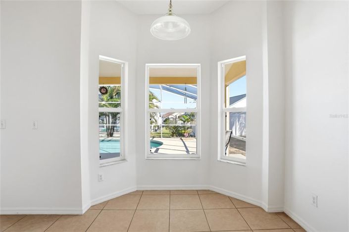 Image No.25-3 Bed Property for sale