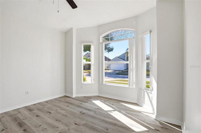 Image No.4-3 Bed Property for sale