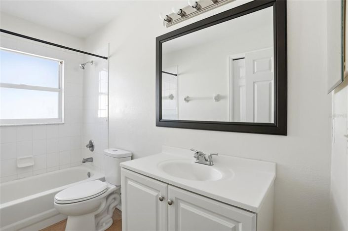 Image No.5-3 Bed Property for sale