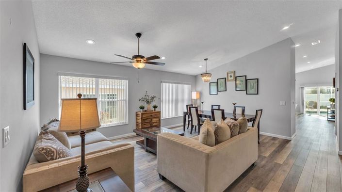 Image No.19-4 Bed Property for sale