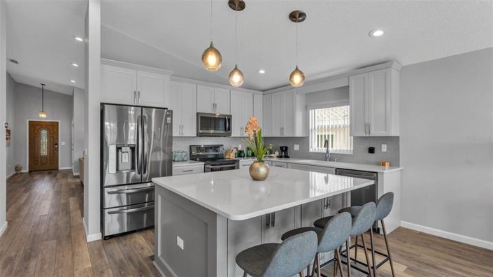 Image No.3-4 Bed Property for sale