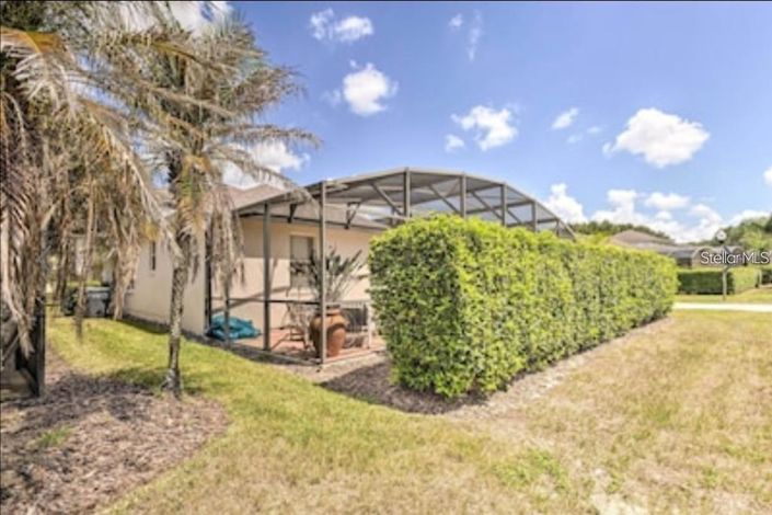 Image No.10-6 Bed Property for sale