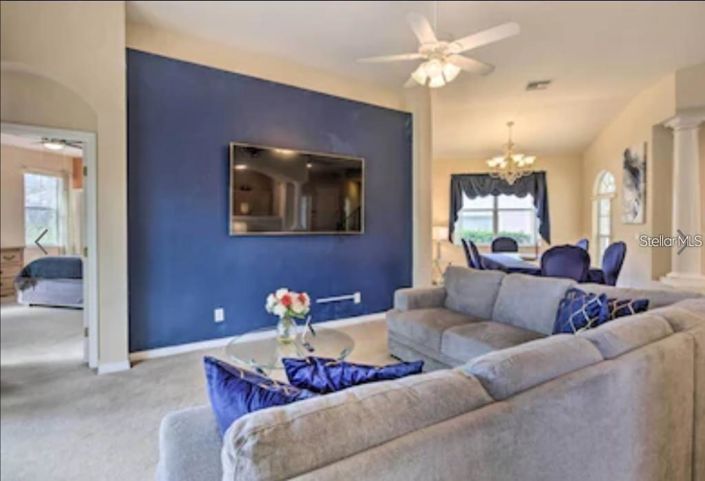 Image No.15-6 Bed Property for sale