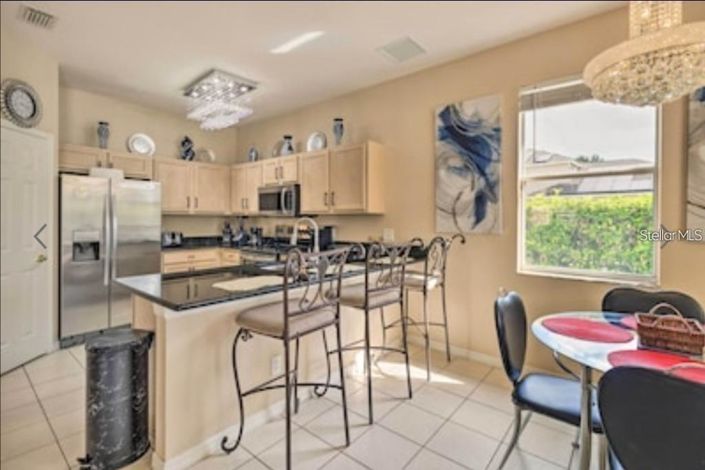 Image No.19-6 Bed Property for sale