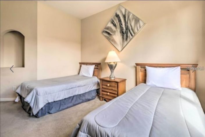 Image No.31-6 Bed Property for sale