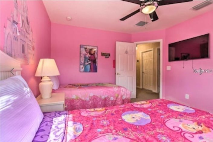 Image No.40-6 Bed Property for sale