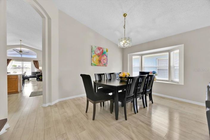 Image No.8-4 Bed Property for sale