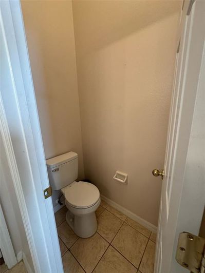 Image No.22-3 Bed Property for sale