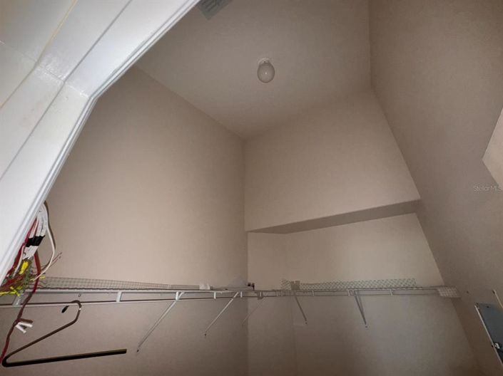 Image No.25-3 Bed Property for sale