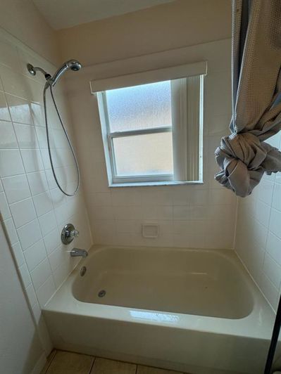 Image No.26-3 Bed House for sale